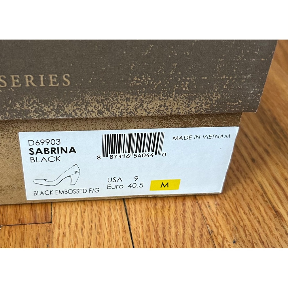 Born NIB Crown Series Sabrina Metallic Snakeskin Embossed Pumps Pewter Heel 9 - Picture 8 of 9